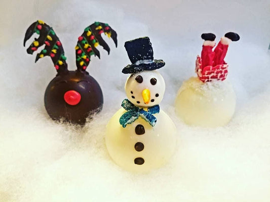 Christmas Cocoa Bombs